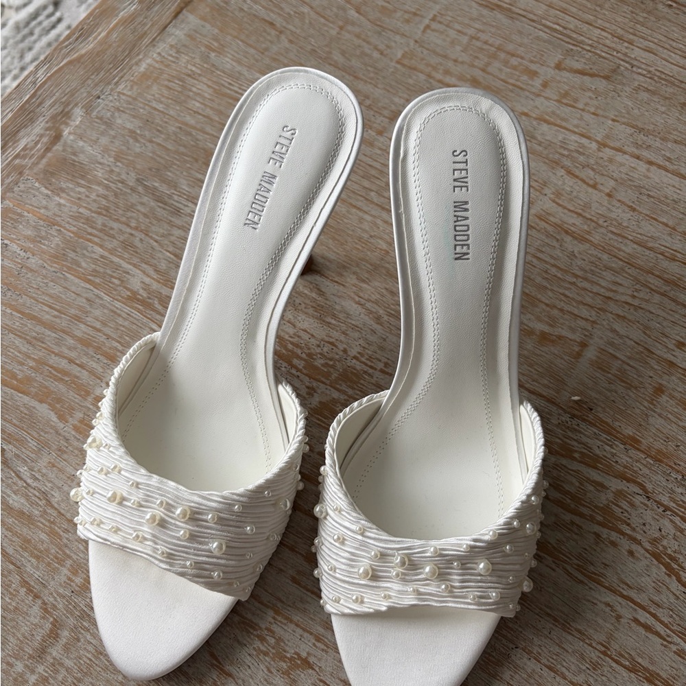 Steve Madden Cream Pearl-Embellished Slide Mules - Picture 1 of 5